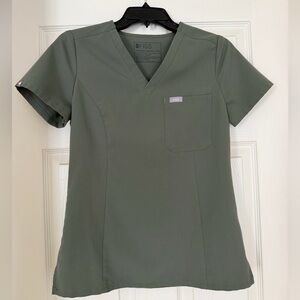 Women’s Figs Scrub Top